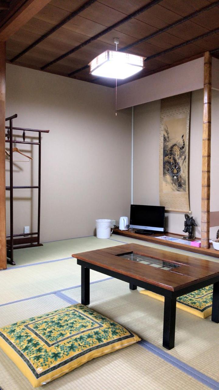 Minshuku Ginmatsu Hotel Kanazawa Luaran gambar